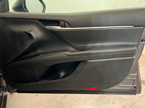 Used 2024 Toyota Camry SE FWD image 23
