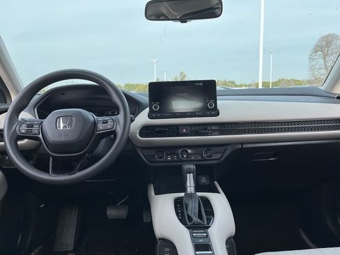 Certified 2025 Honda HR-V LX image 15