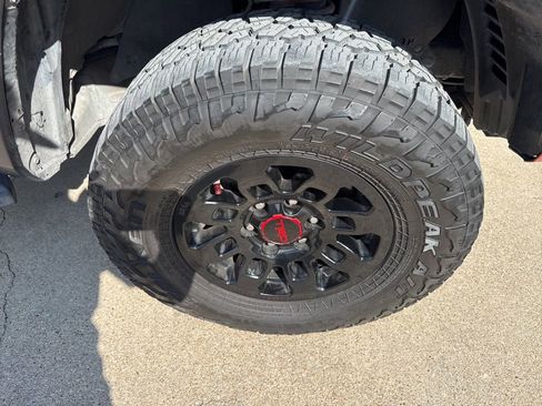 Used 2017 Toyota Tacoma TRD Pro image 5