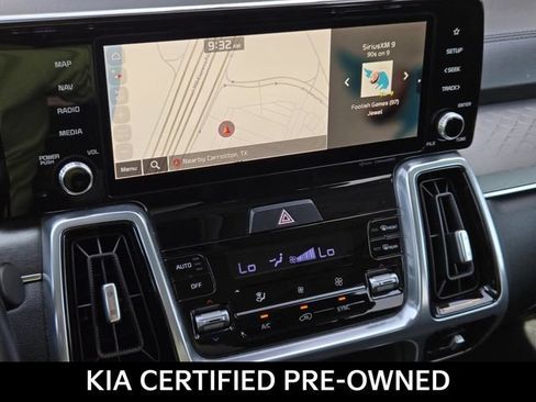 Certified 2023 Kia Sorento SX FWD image 23