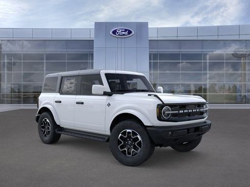 New 2026 Ford Bronco Outer Banks AWD/4WD image 7