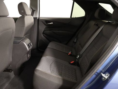 Used 2024 Chevrolet Equinox LT FWD image 34