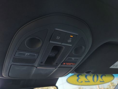 Used 2023 Genesis G70 3.3T w/ Sport Prestige Package image 18