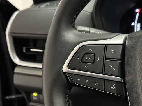 Used 2025 Toyota Grand Highlander AWD image 31