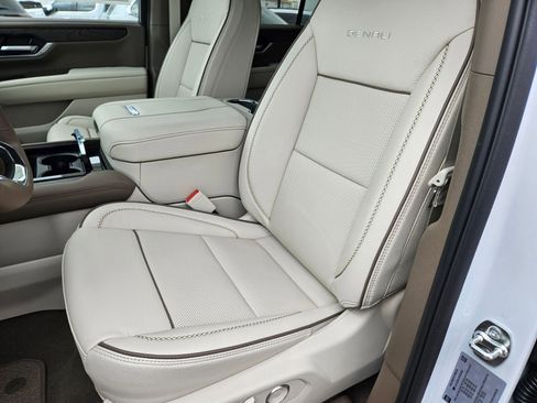 New 2026 GMC Yukon Denali image 22