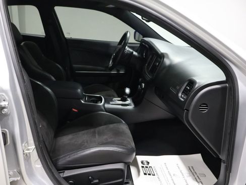 Used 2023 Dodge Charger R/T w/ Plus Group image 25