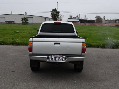 Used 2003 Toyota Tacoma PreRunner image 4