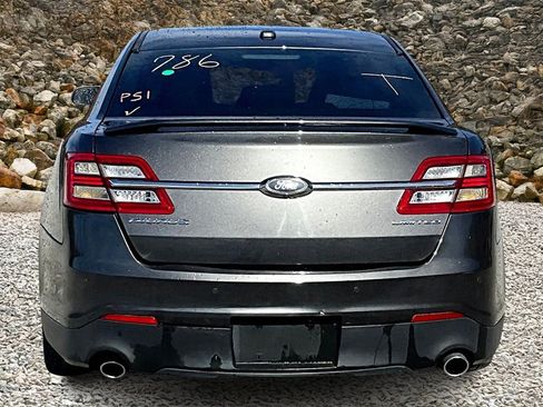 Used 2018 Ford Taurus Limited image 3