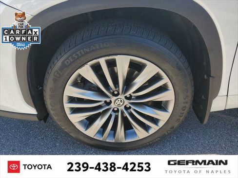 Certified 2020 Toyota Highlander Platinum image 12