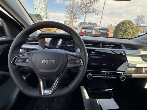 New 2027 Chevrolet Bolt LT w/ Comfort Package image 16