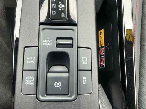 Certified 2024 Toyota Prius Prime Premium FWD image 22