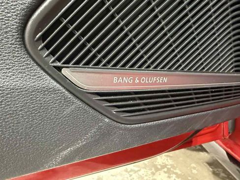 Used 2023 Audi A4 2.0T Premium Plus w/ Premium Plus Package AWD/4WD image 8