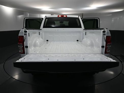 Used 2024 RAM 2500 Big Horn image 43