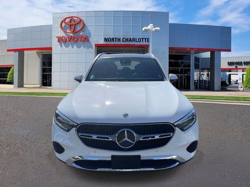 Used 2024 Mercedes-Benz GLC 300 4MATIC image 3