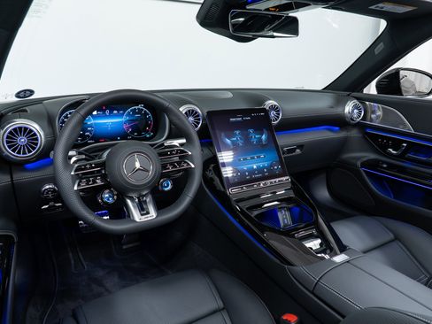 New 2026 Mercedes-Benz SL 43 AMG image 17