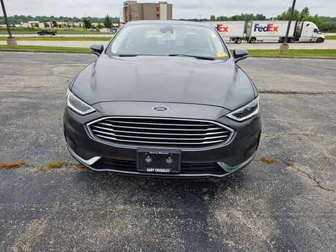 Used 2020 Ford Fusion SEL FWD image 2