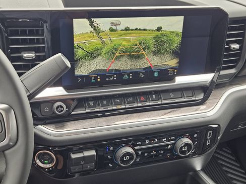 New 2026 Chevrolet Silverado 2500 LTZ w/ Trail Boss Package AWD/4WD image 22