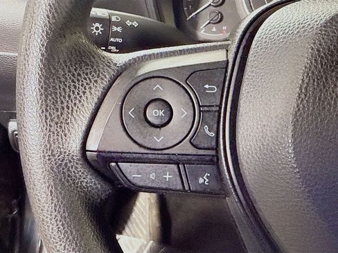 Used 2022 Toyota Corolla LE FWD image 14