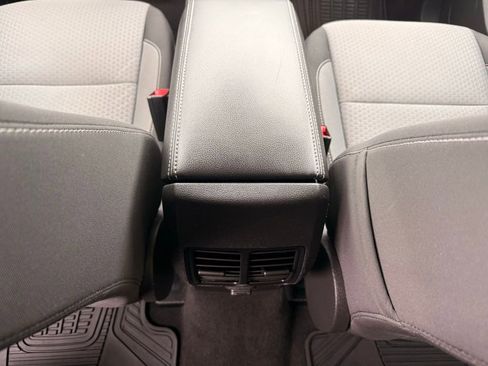 Used 2017 Ford Escape SE AWD/4WD image 29