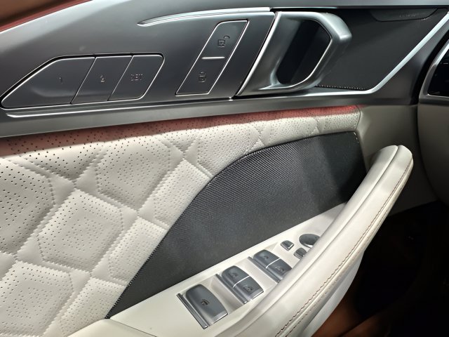 Used 2024 BMW M8 Competition AWD/4WD image 17
