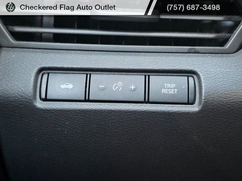 Used 2020 Nissan Altima 2.5 SR w/ Premium Package image 12