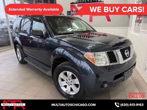 Used 2005 Nissan Pathfinder LE AWD/4WD image 3
