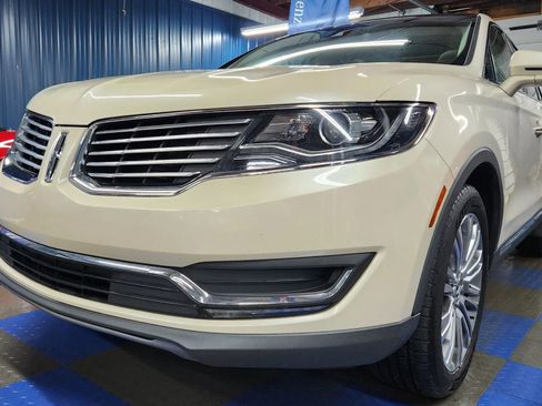 Used 2018 Lincoln MKX Reserve w/ Driver Assistance Package image 5