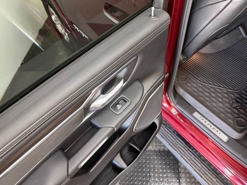 Used 2022 RAM 1500 Laramie AWD/4WD image 35