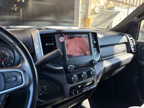 Used 2024 RAM 2500 Big Horn image 36