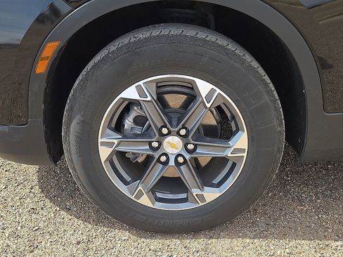 Used 2025 Chevrolet Blazer LT image 10