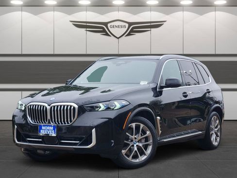 Used 2025 BMW X5 xDrive50e AWD/4WD image 1