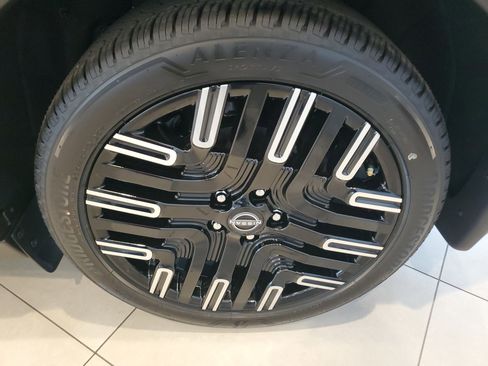 New 2026 Nissan Leaf Platinum+ image 8