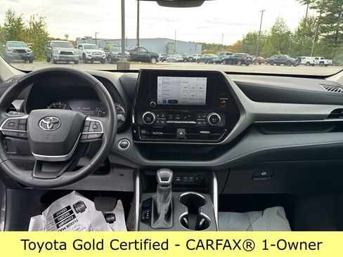 Certified 2024 Toyota Highlander LE image 14