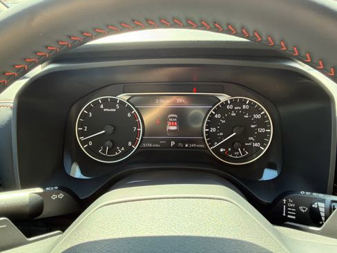 Used 2025 Nissan Rogue SV AWD/4WD image 30