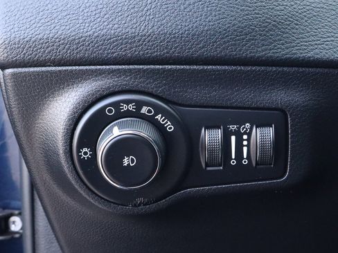 Used 2021 Jeep Compass Limited w/ Elite Interior Group image 17