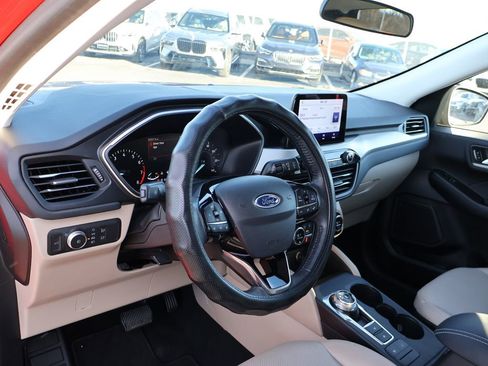 Used 2021 Ford Escape SEL image 21