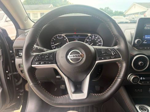 Used 2022 Nissan Sentra SR FWD image 19