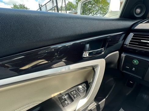 Used 2014 Honda Accord EX-L image 12