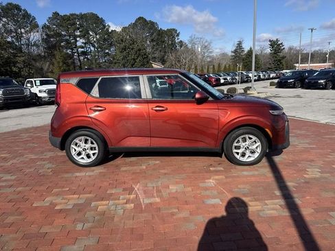 Used 2021 Kia Soul S image 37