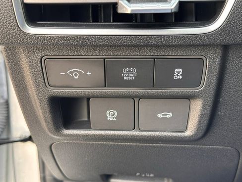 Certified 2025 Hyundai Sonata SEL image 28