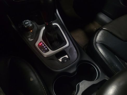 Used 2014 Jeep Cherokee Limited w/ Luxury Group image 26