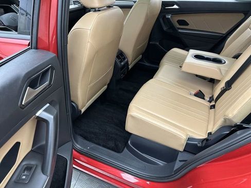 Used 2024 Volkswagen Tiguan SE R-Line image 24