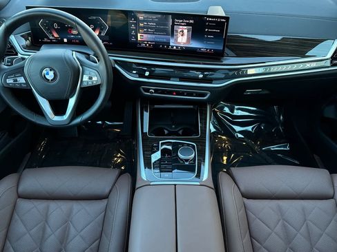 Used 2025 BMW X5 xDrive40i image 3