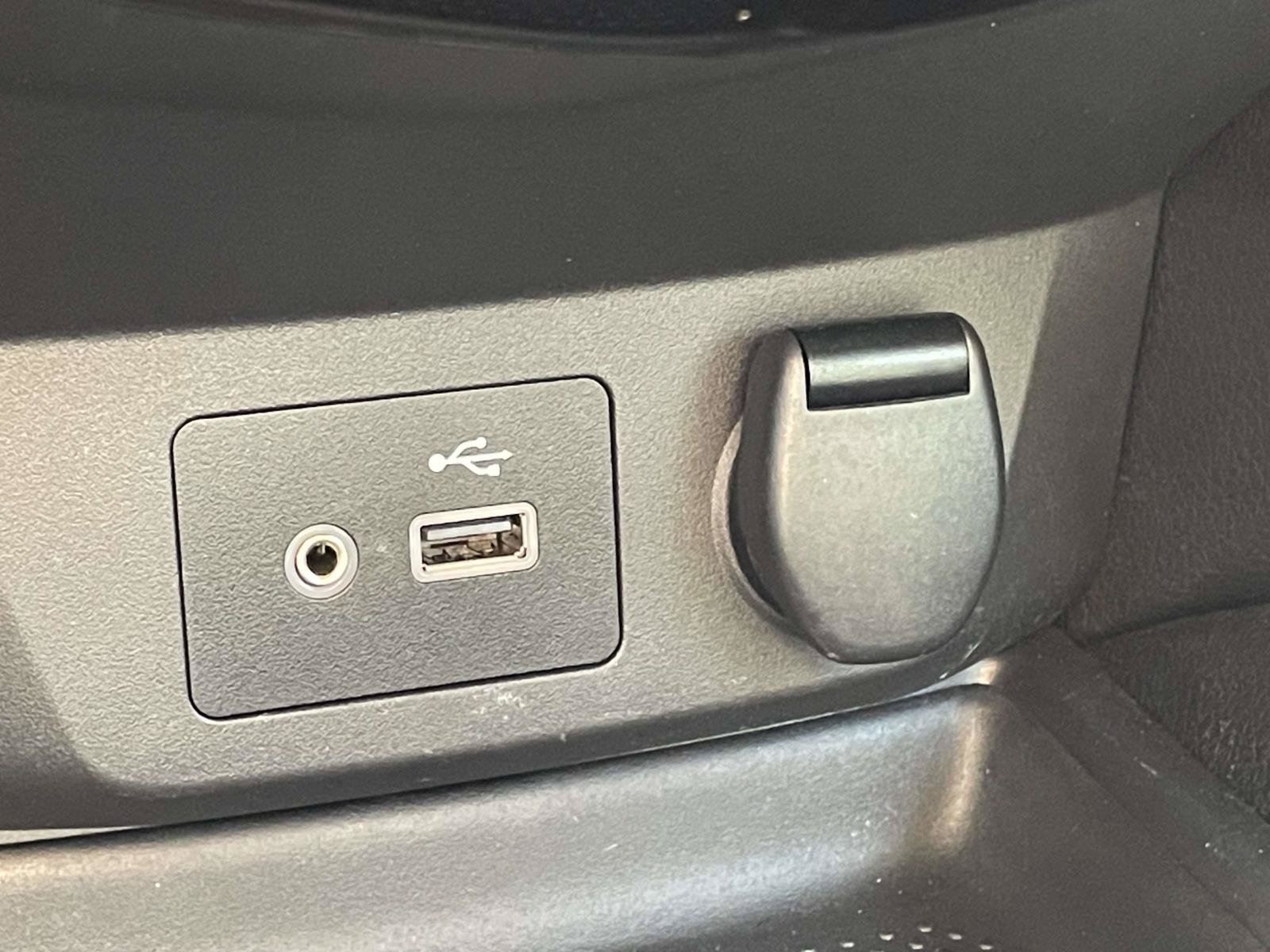 Used 2020 Nissan Rogue SV FWD image 19