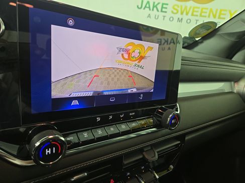 Used 2023 Chevrolet Colorado LT w/ LT Convenience Package image 22