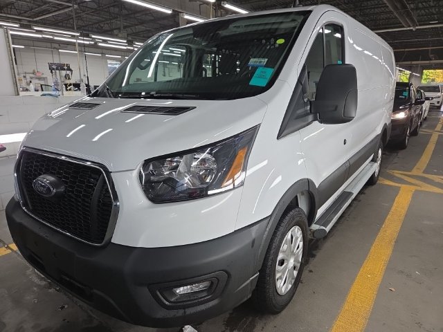 Used 2025 Ford Transit 250 Low Roof w/ Exterior Upgrade Package RWD image 3