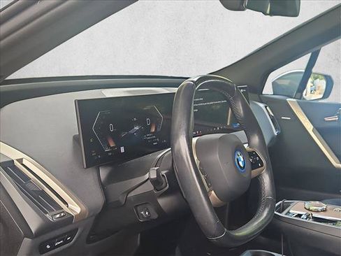 Used 2024 BMW iX xDrive50 AWD/4WD image 7