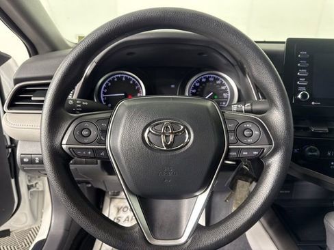 Used 2024 Toyota Camry LE image 27