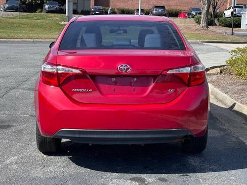 Used 2016 Toyota Corolla LE FWD image 4