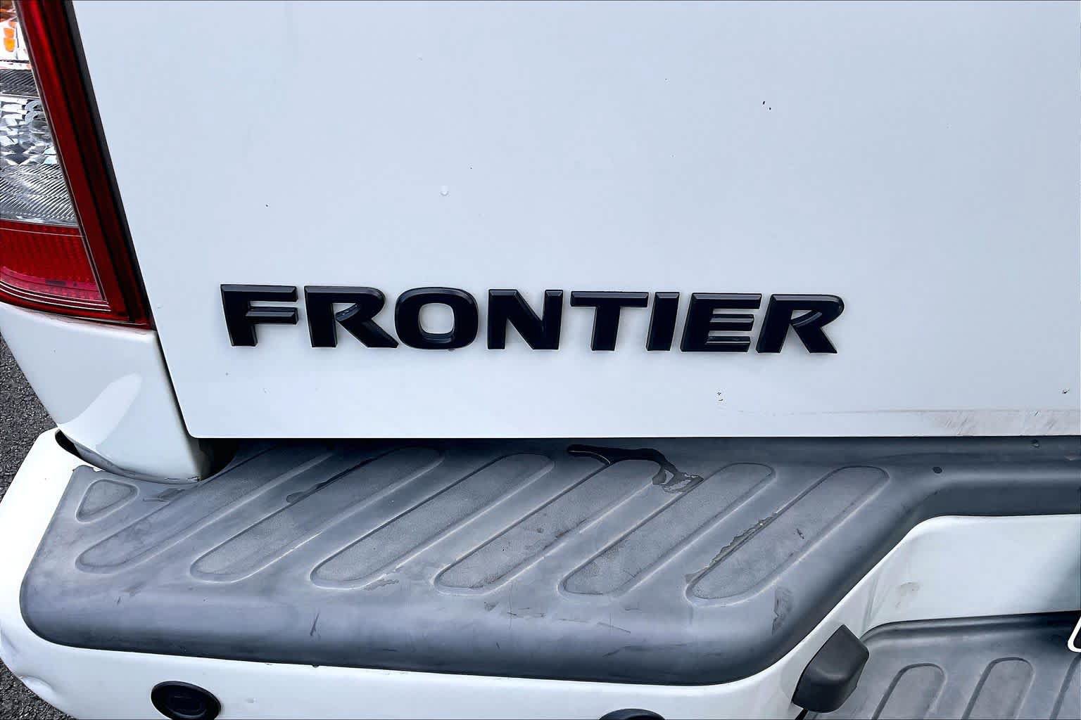 Used 2018 Nissan Frontier SV w/ Value Truck Package RWD image 31